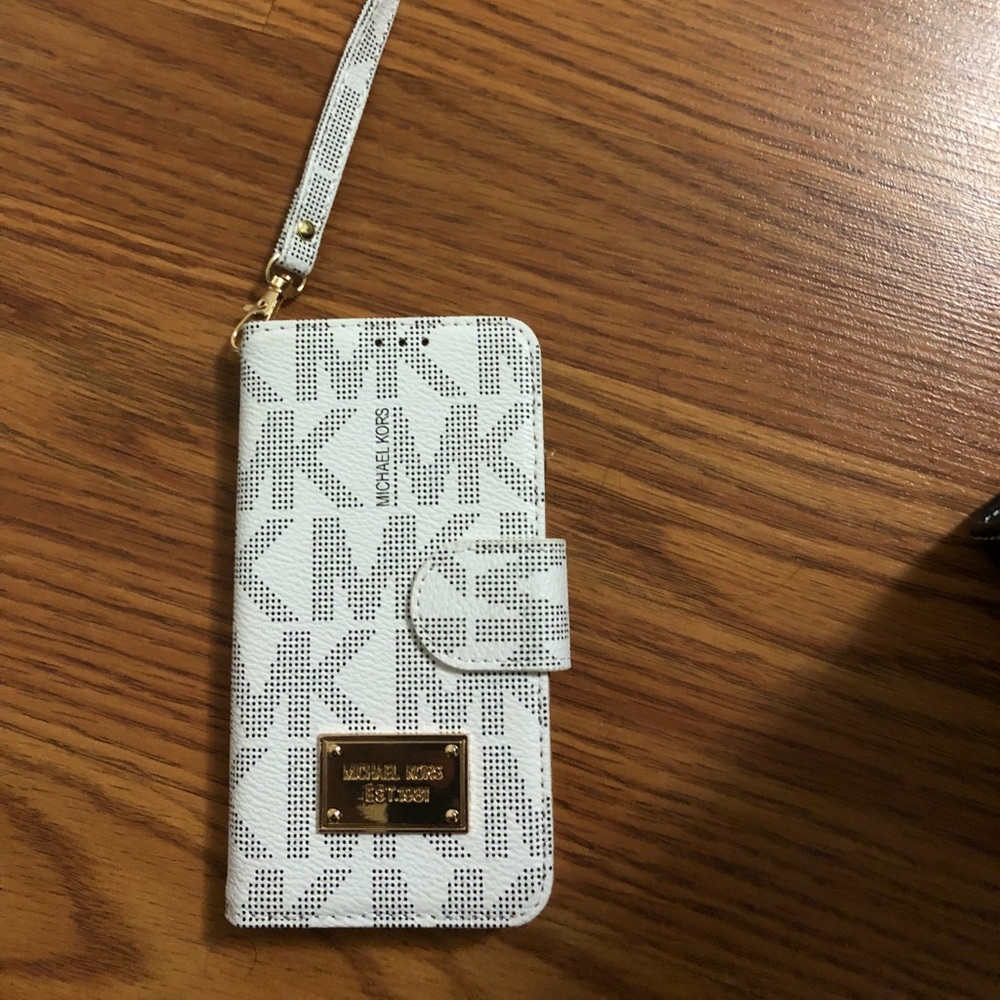 Michael kors iPhone X wallet case
